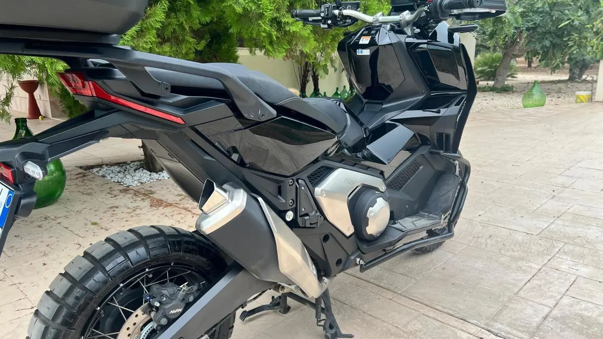 Honda X-ADV 750 DCT (2021 - 24)  (4)