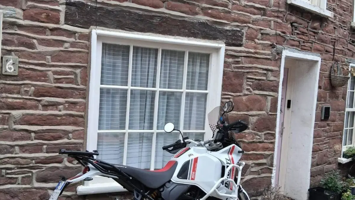 Ducati DesertX (2022 - 25)  (4)