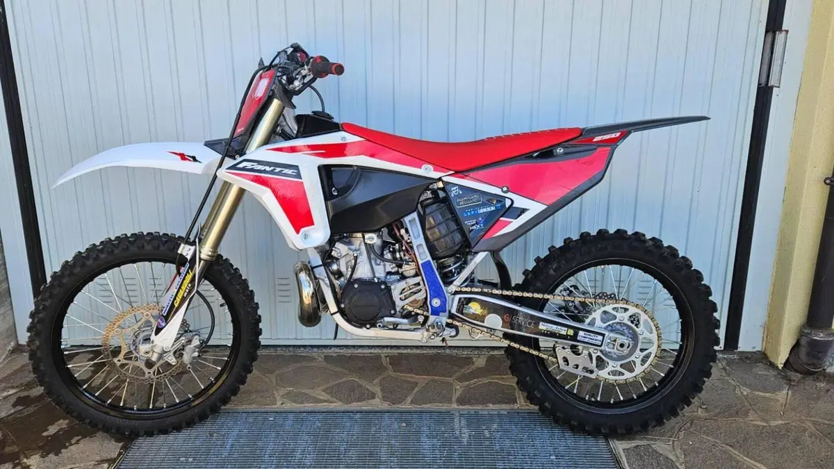 Fantic Motor XX 250 Cross (2022)  (2)