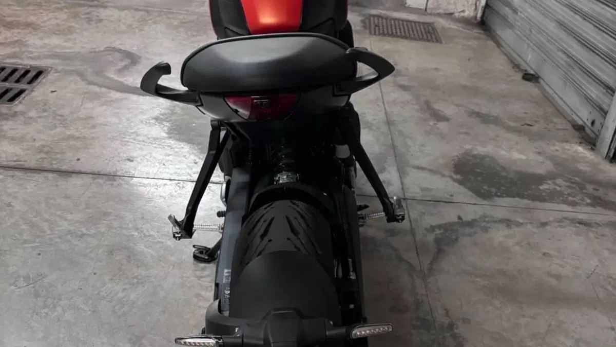 Triumph Trident 660 (2021 - 24)  (5)