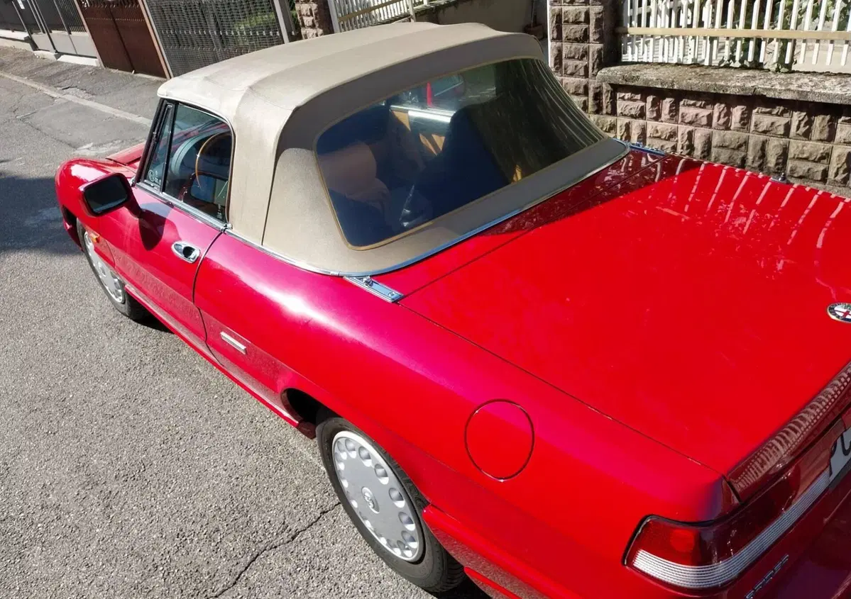 Alfa Romeo Duetto spider  (3)