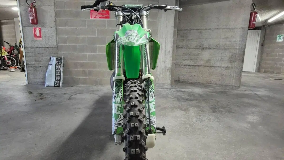 Kawasaki KX250 (1994 - 01)  (2)