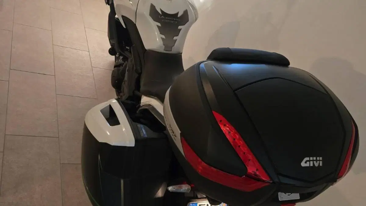 Kawasaki Versys 650 Grand Tourer (2017 - 20)  (5)
