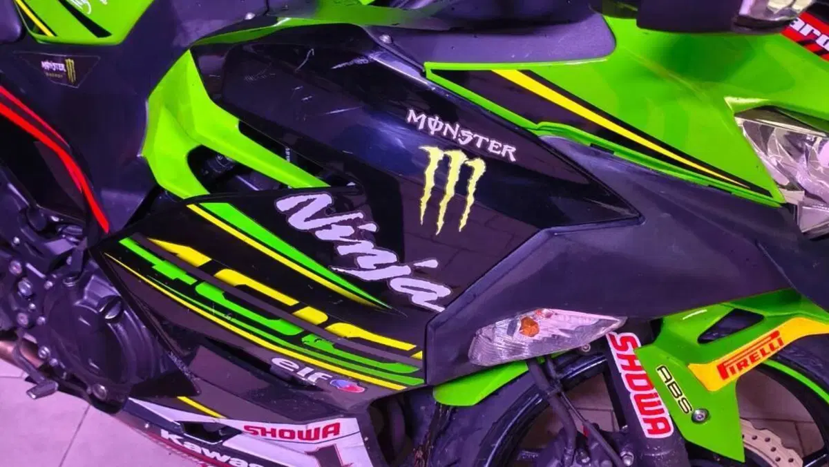 Kawasaki Ninja 400 KRT (2018)  (3)