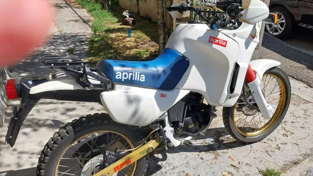 Aprilia   (2)