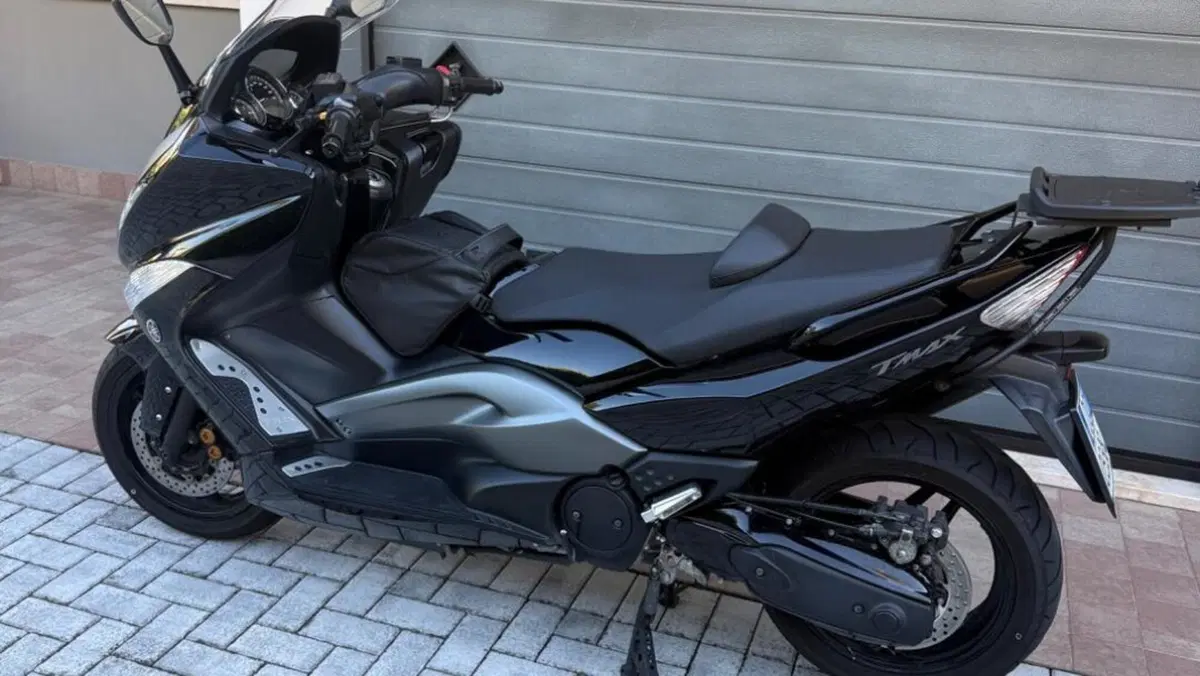 Yamaha T-Max 500 (2008 - 12)  (7)