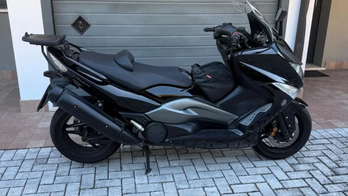 Yamaha T-Max 500 (2008 - 12)  (9)
