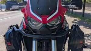 Honda Africa Twin CRF 1100L Urban (2020 - 21)  (2)