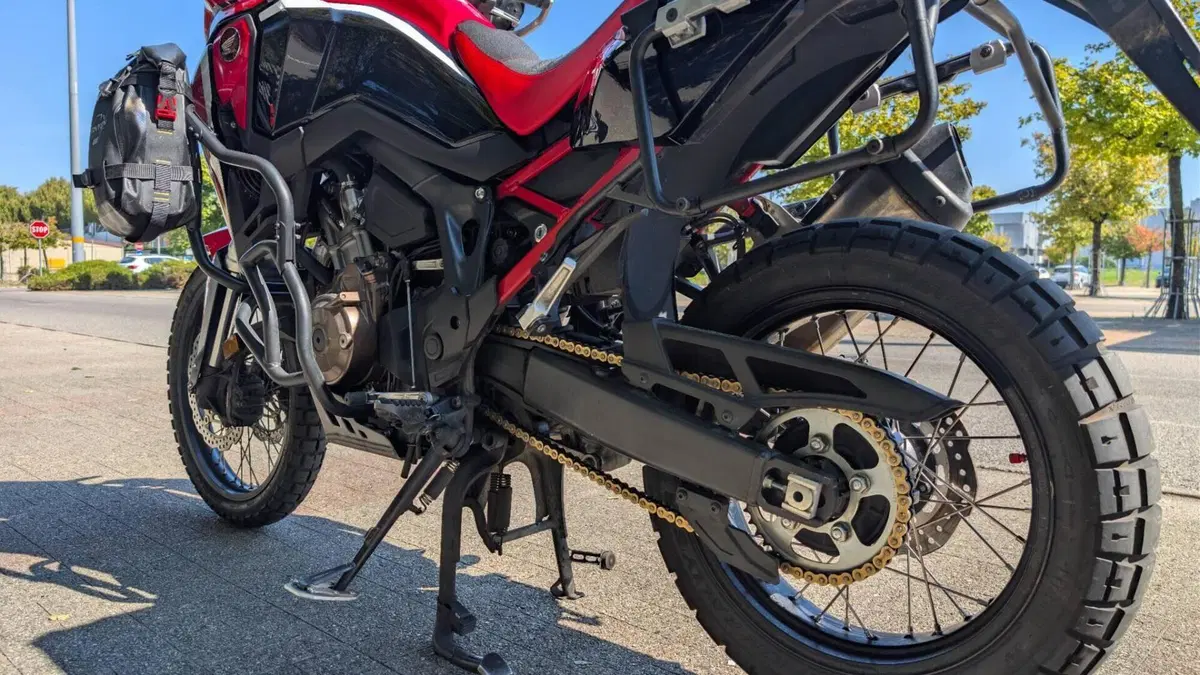 Honda Africa Twin CRF 1100L Urban (2020 - 21)  (6)