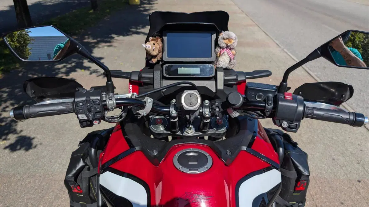 Honda Africa Twin CRF 1100L Urban (2020 - 21)  (8)