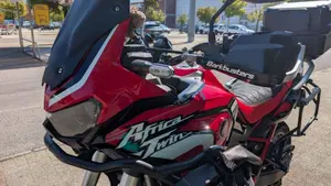 Honda Africa Twin CRF 1100L Urban (2020 - 21)  (9)