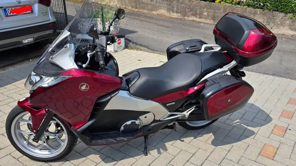 Honda Integra 700 (2011 - 13)  (3)