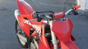 GASGAS MC 250 F (2024)  (5)
