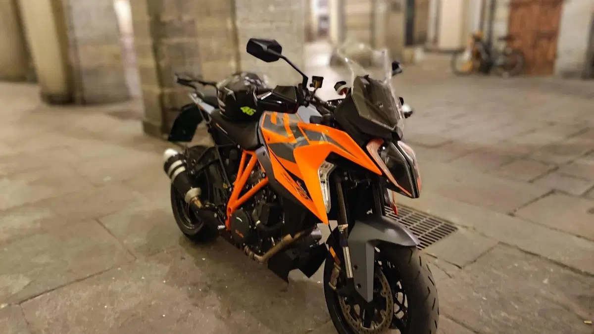 KTM 1290 Super Duke GT (2021 - 25) 