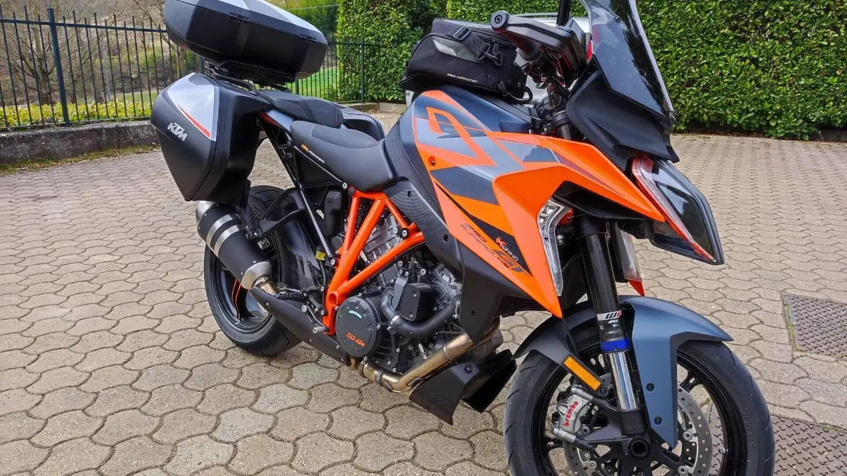 KTM 1290 Super Duke GT (2021 - 25)  (3)