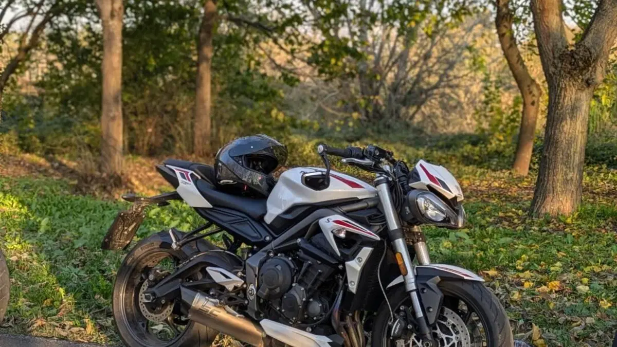 Triumph Street Triple S (2020 - 23)  (5)
