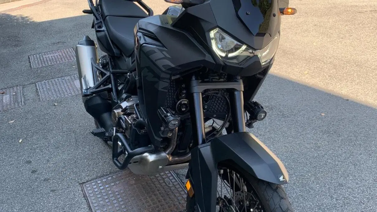Honda Africa Twin CRF 1100L (2022 - 23)  (2)