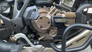 Honda Africa Twin CRF 1100L (2022 - 23)  (4)
