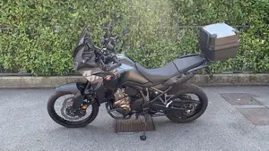 Honda Africa Twin CRF 1100L (2022 - 23)  (5)