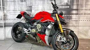 Ducati Streetfighter V4 1100 (2020) 
