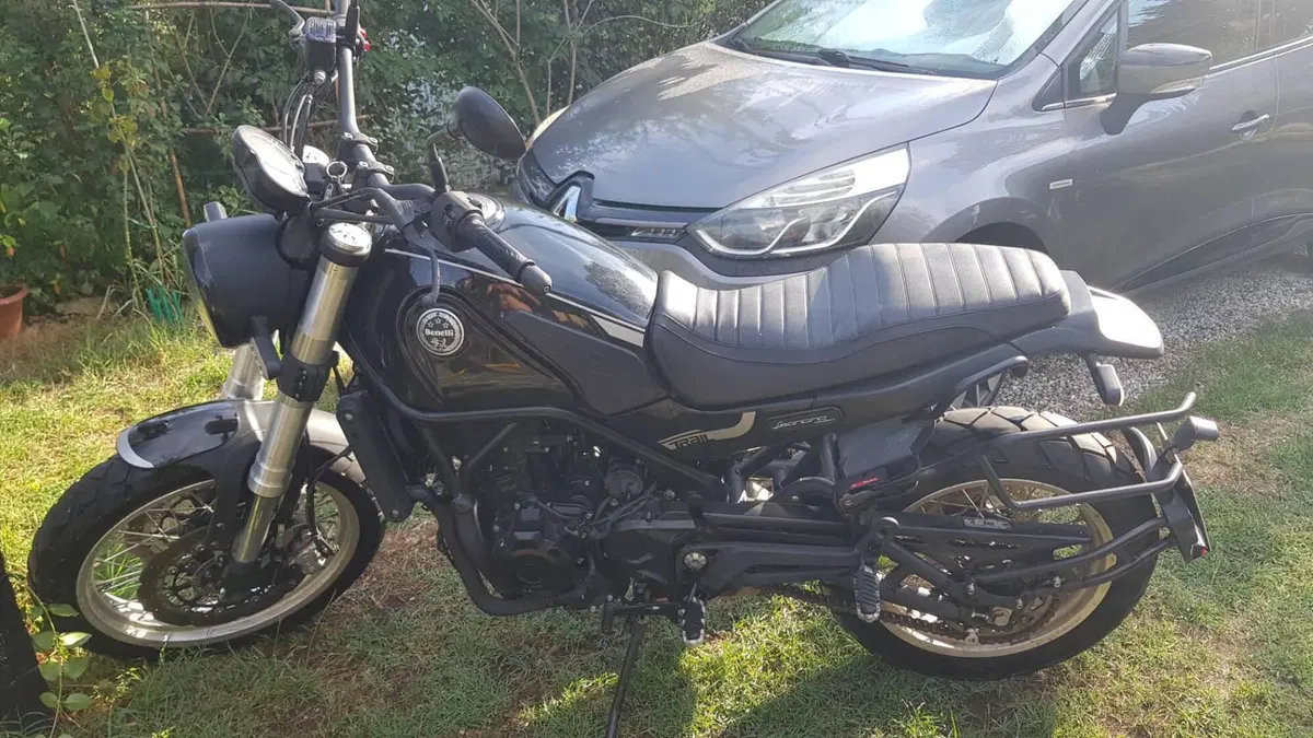 Benelli Leoncino 500 Trail (2021 - 26) 