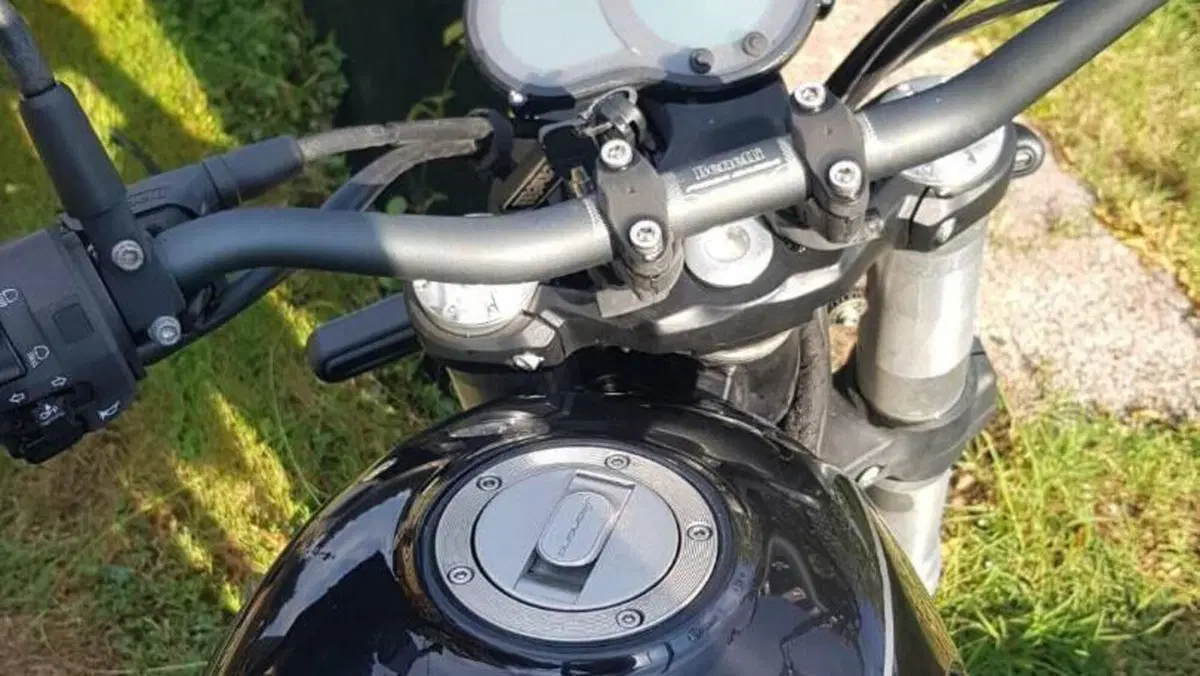 Benelli Leoncino 500 Trail (2021 - 26)  (3)