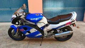 Suzuki   (2)