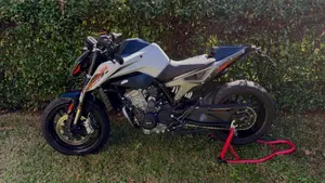 KTM 790 Duke L (2023 - 24)  (4)