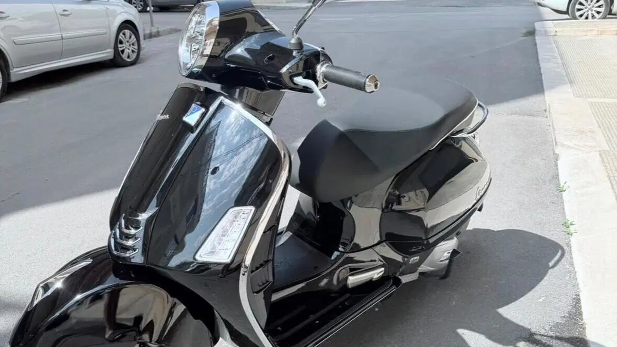 Vespa GTS 125 Super (2021 - 24) 