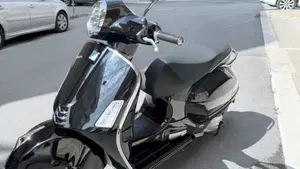 Vespa GTS 125 Super (2021 - 24) 