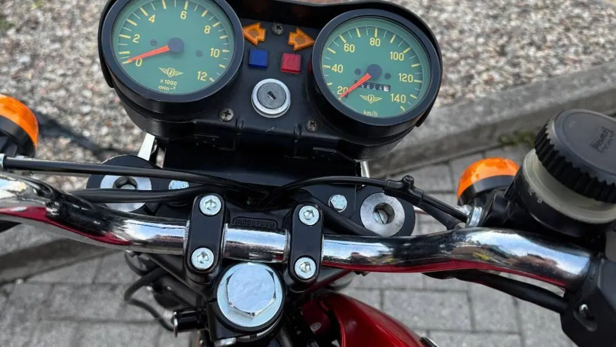 Laverda   (9)
