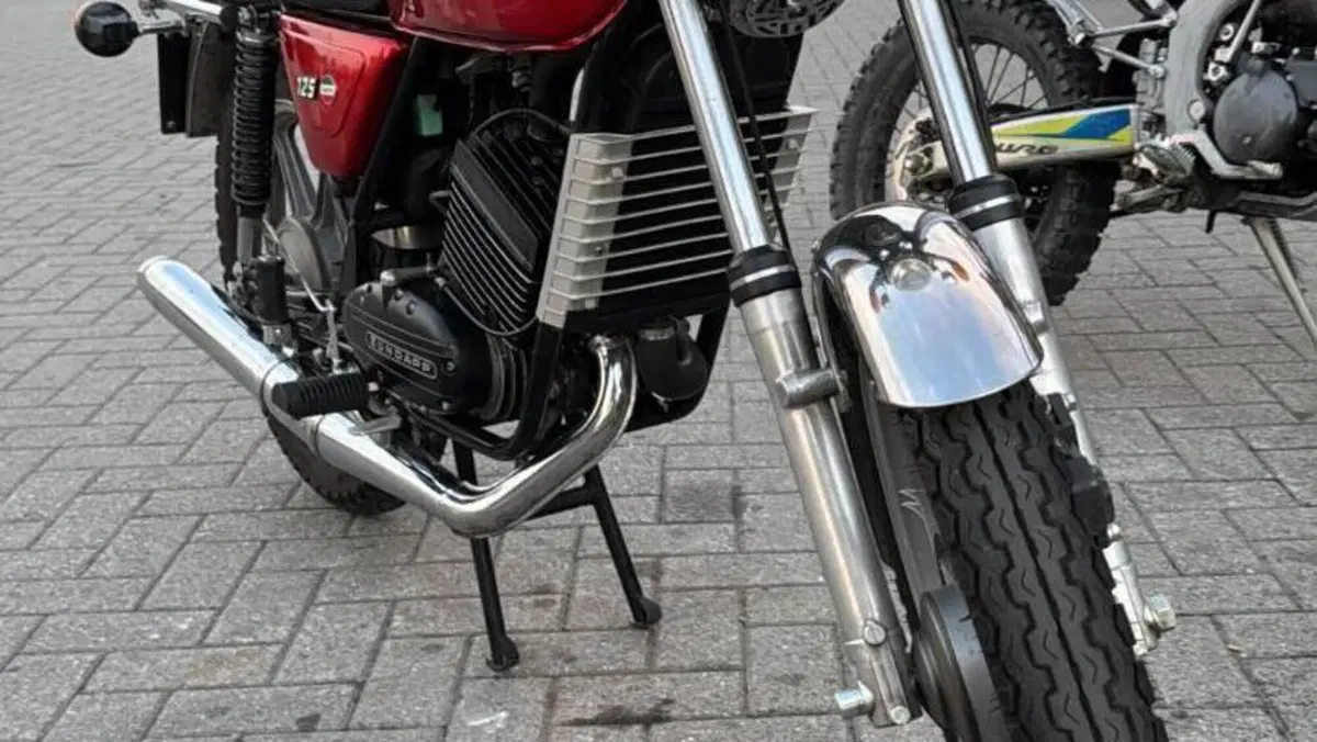 Laverda   (10)