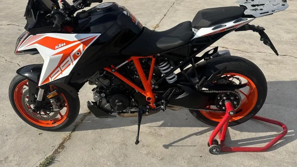 KTM 1290 Super Duke GT (2019 - 20) 