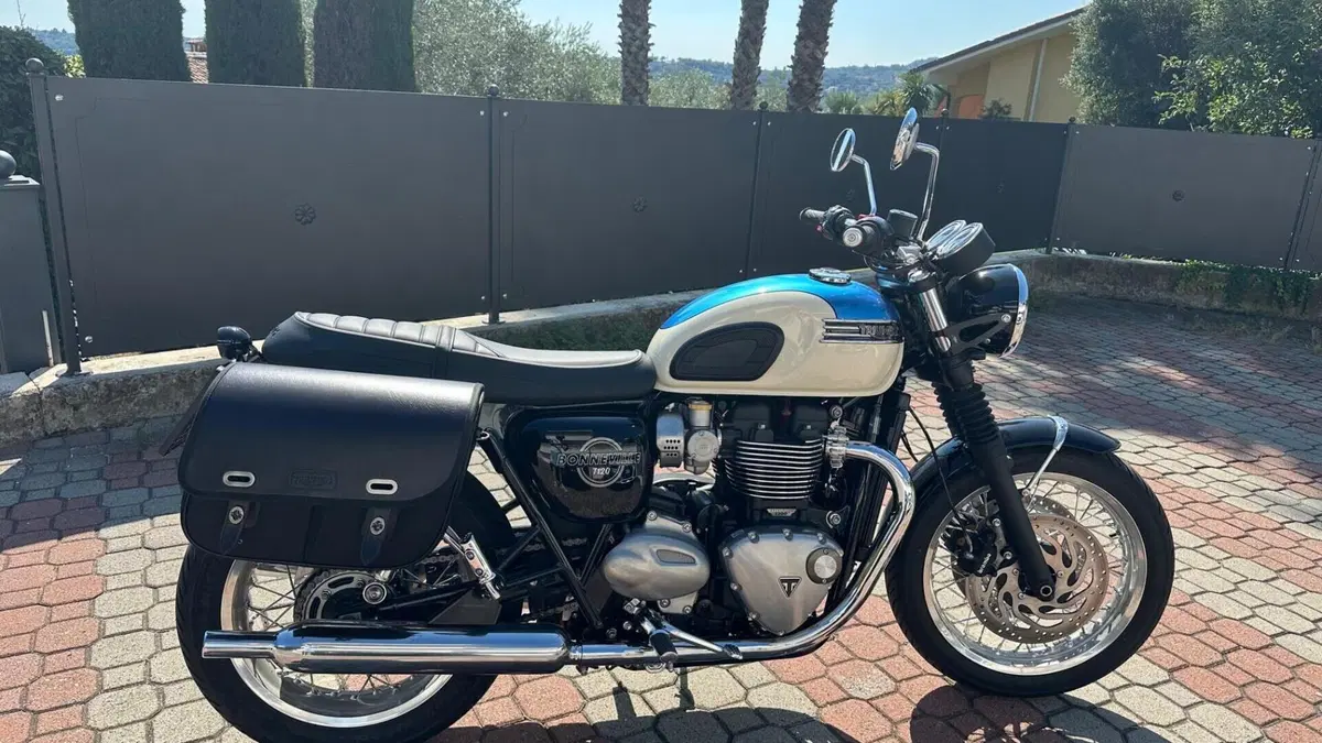 Triumph Bonneville T120 (2026) 