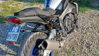 Yamaha MT-10 SP (2022 - 25) usata