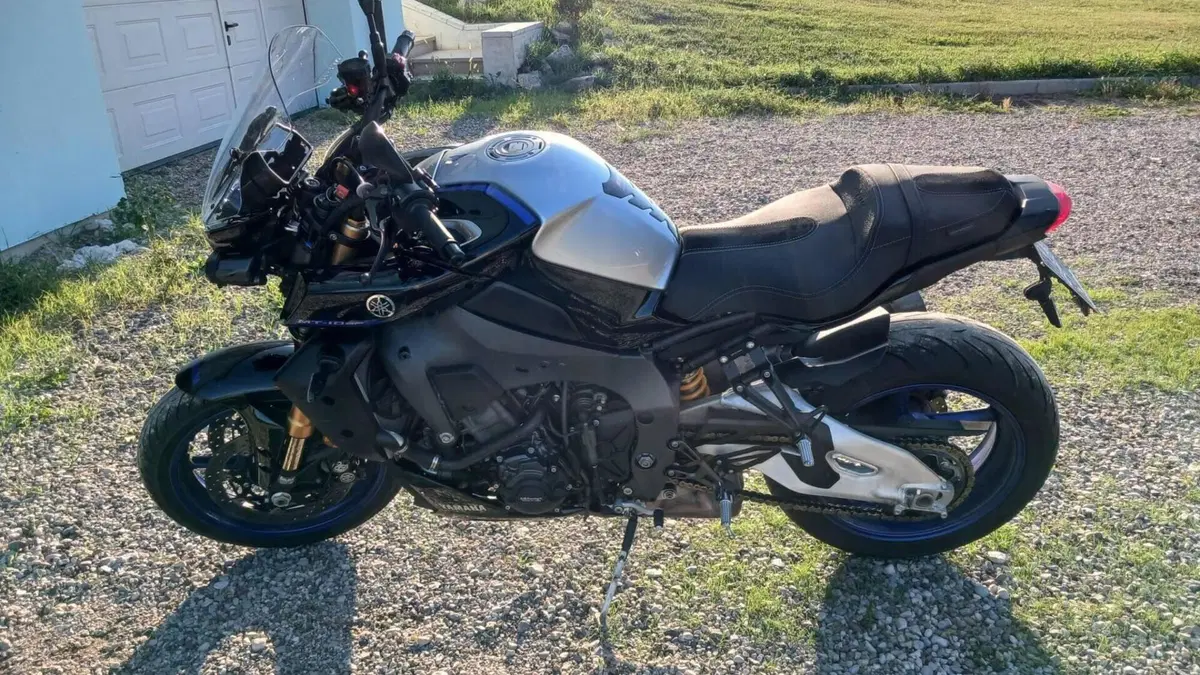 Yamaha MT-10 SP (2022 - 25)  (2)