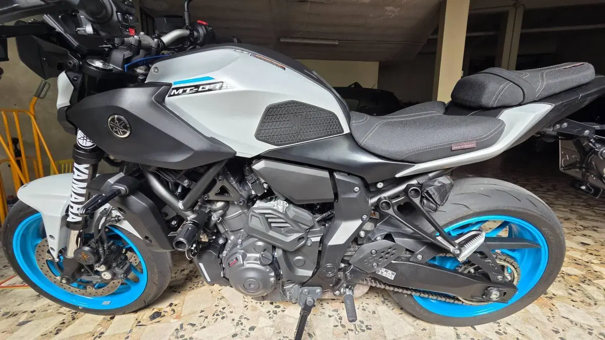 Yamaha MT-07 Y-AMT (2025 - 26)  (3)