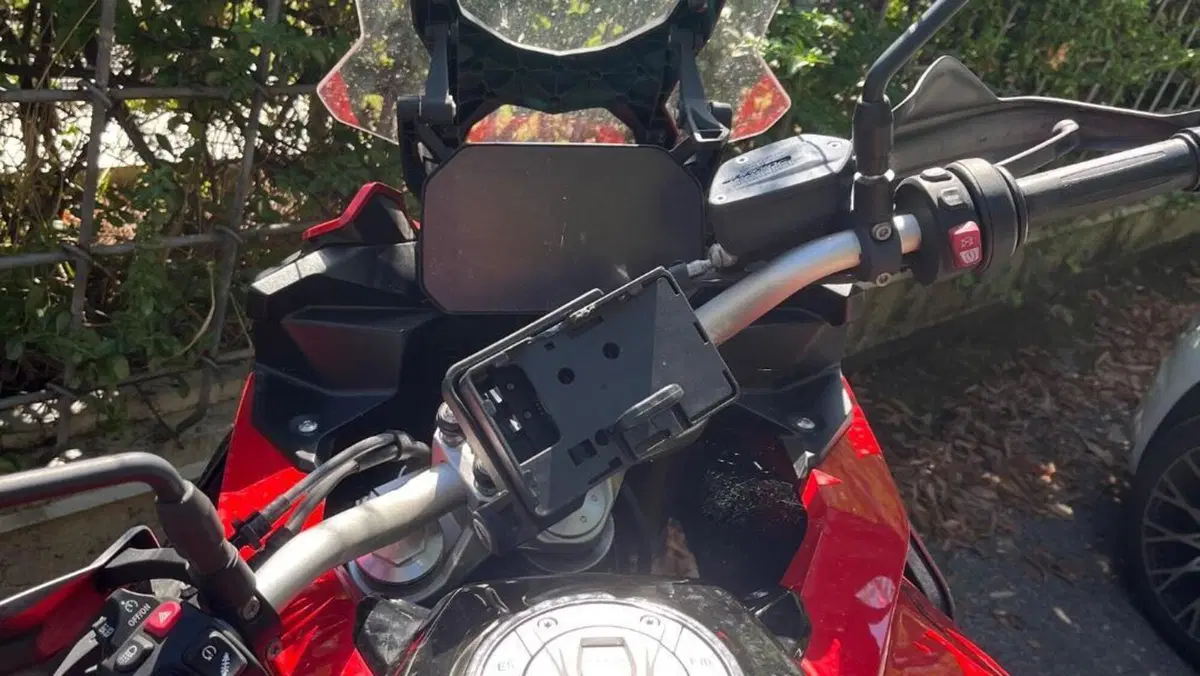 Bmw F 900 XR (2020 - 24)  (4)