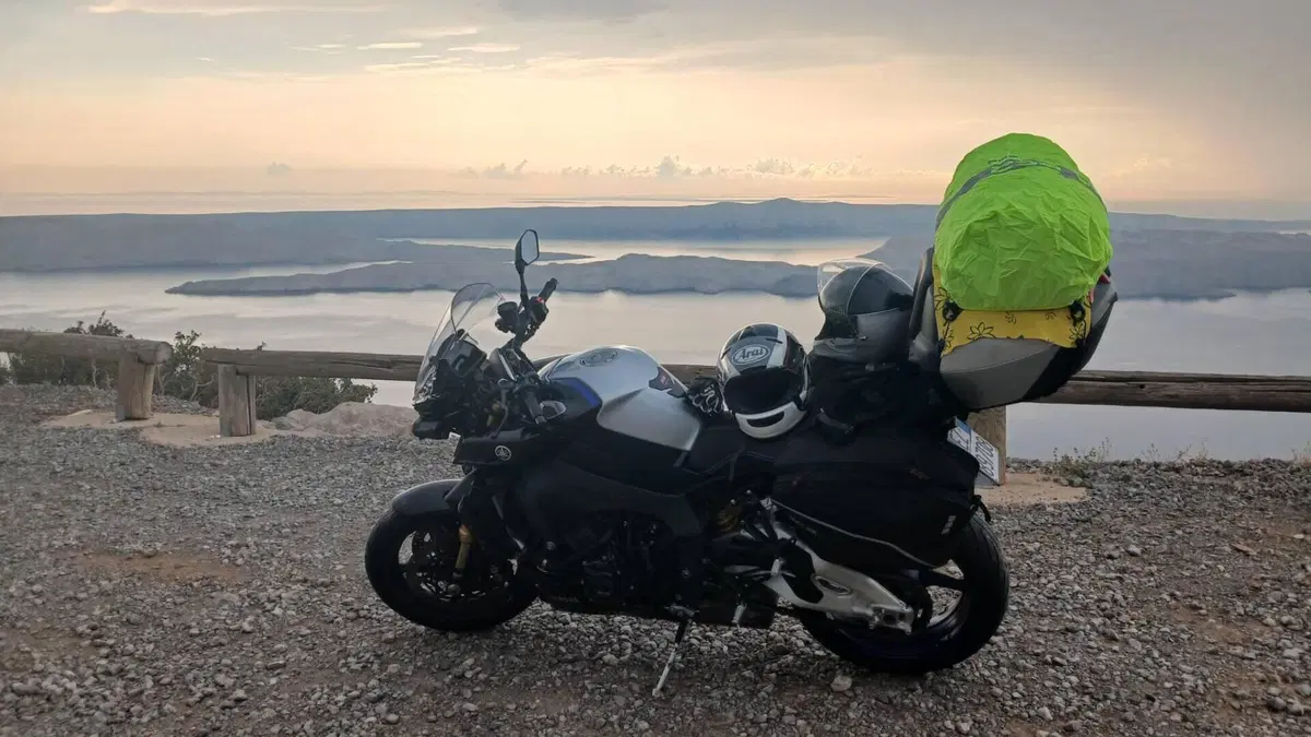 Yamaha MT-10 SP (2022 - 25)  (3)