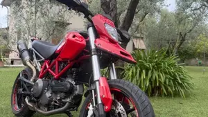 Ducati Hypermotard 796 (2012)  (2)