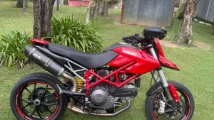 Ducati Hypermotard 796 (2012)  (3)