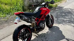 Ducati Hypermotard 796 (2012)  (4)