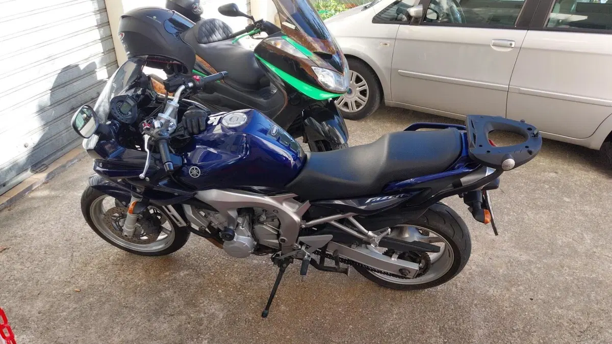 Yamaha FZ6 (2004 - 07)  (2)