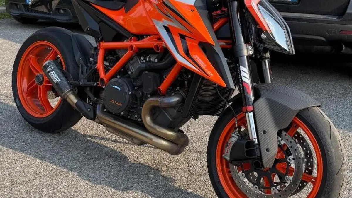 KTM 1290 Super Duke R (2021 - 23)  (5)