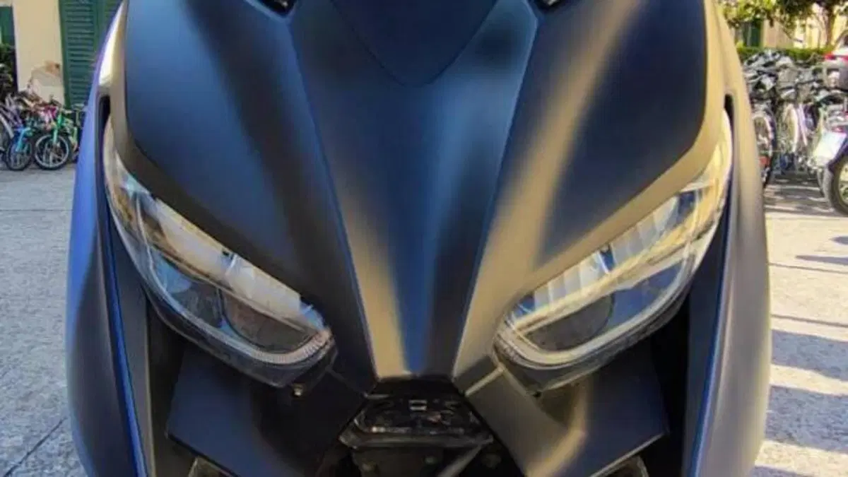 Yamaha X-Max 300 ABS (2017 - 20)  (3)