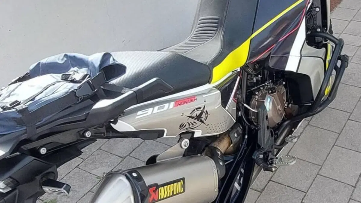 Husqvarna Norden 901 (2022 - 26)  (9)