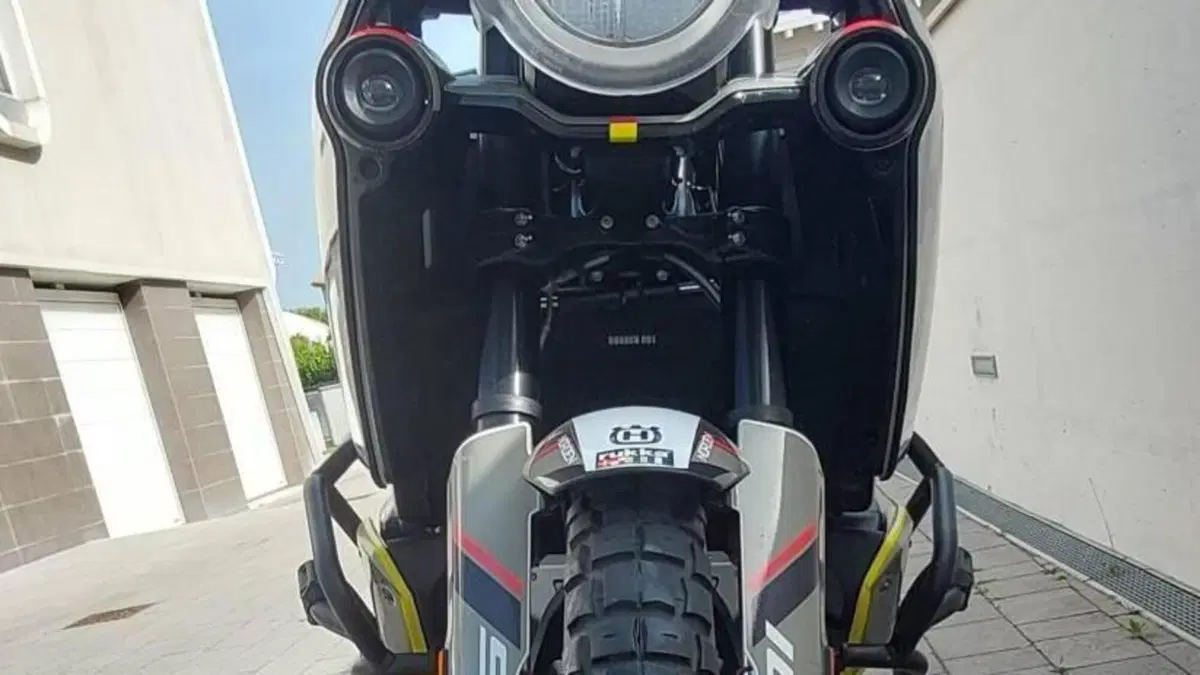 Husqvarna Norden 901 (2022 - 26)  (5)