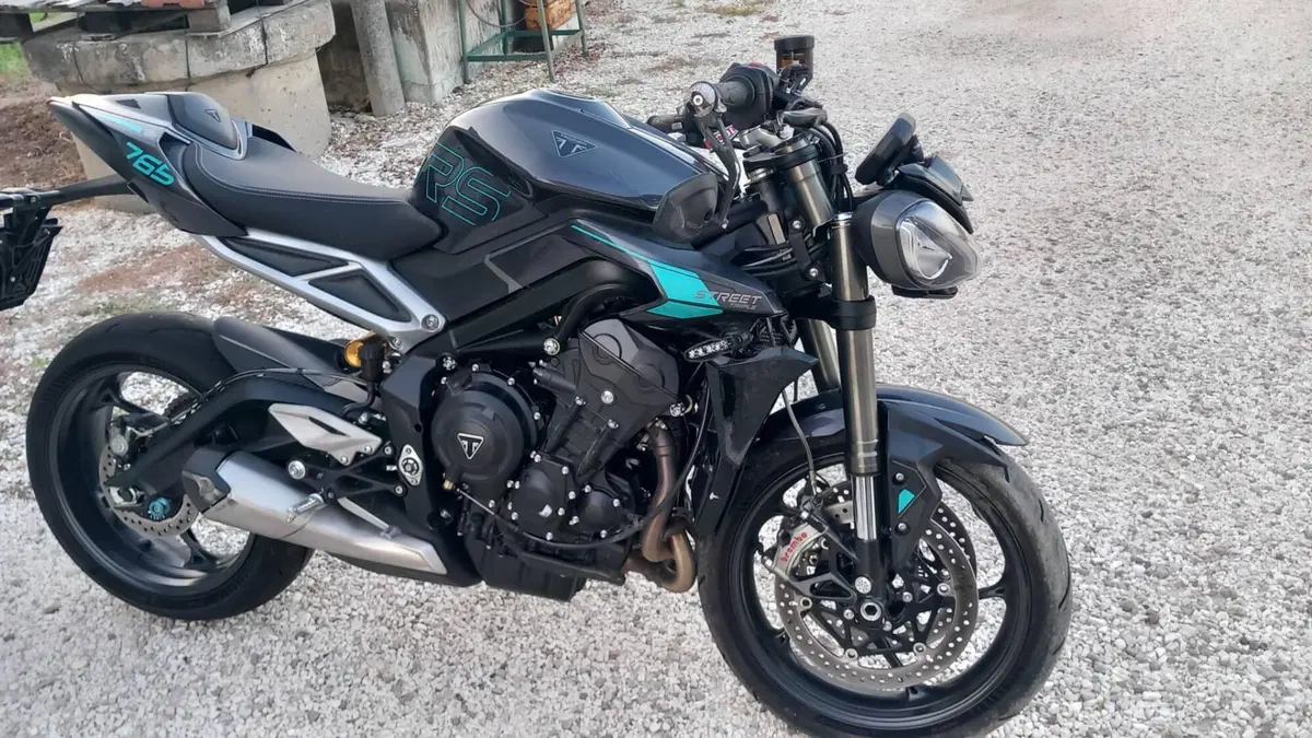 Triumph Street Triple 765 RS (2023 - 26) 