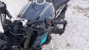 Triumph Street Triple 765 RS (2023 - 26)  (4)