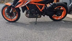 KTM 1290 Super Duke R (2021 - 23)  (2)
